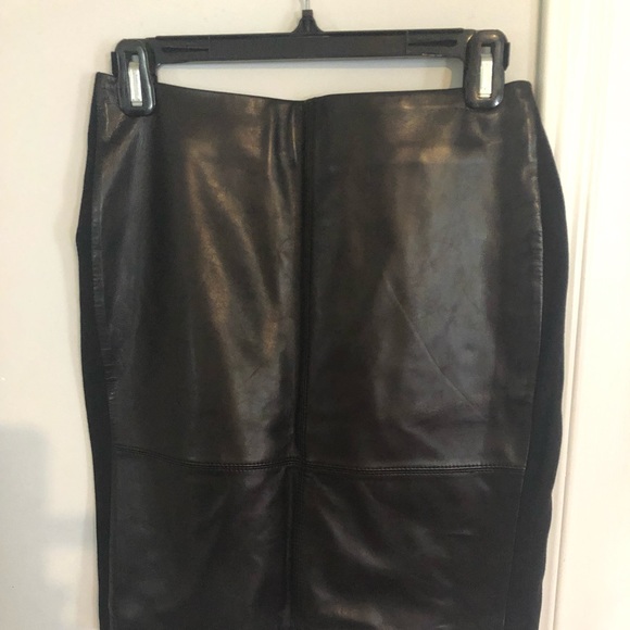 Leather black skirt - Picture 1 of 6